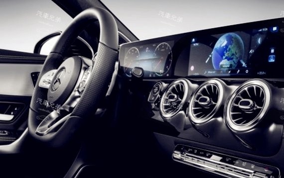 宝马3系终于迎来换代，网友：内饰还不如奔驰A级好看！