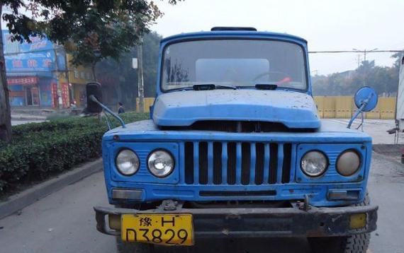 中国制造在升级 看洒水车在国内的变迁之路