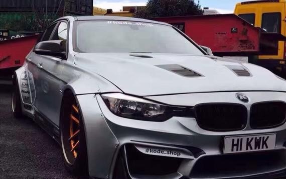 新宝马3系膜呗水晶银改色膜宽体套件+锻造轮毂