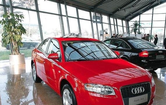 都是花30万，为什么大部分人愿意买低配奥迪a4而不是高配帕萨特？