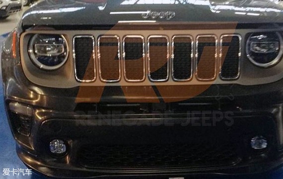 曝Jeep新款自由侠实车谍照 2018年发布