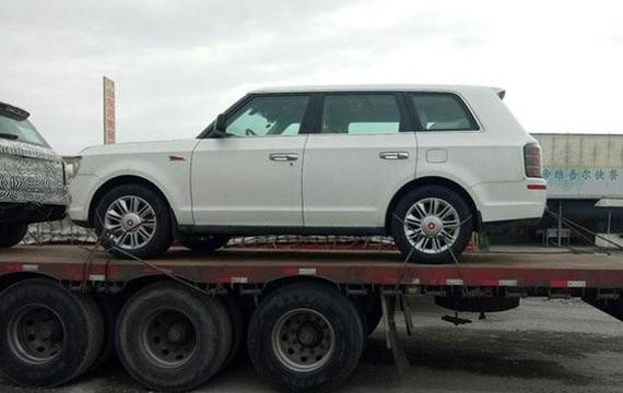 红旗也是有脾气的，百万级SUV红旗LS5现身街头，路虎拿什么比？