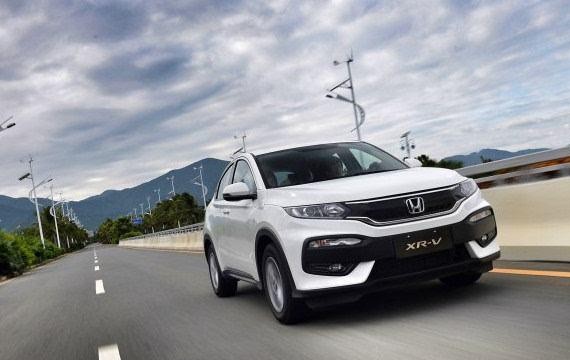 时尚靓丽的造型，灵活多变的空间，本田XR-V