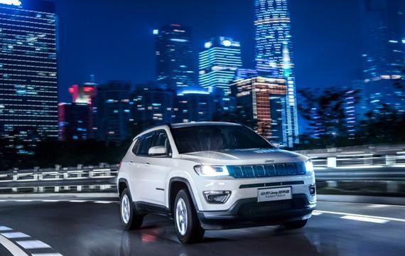 城市SUV需要四驱吗？Jeep指南者用4X4=17这道数学题来解答
