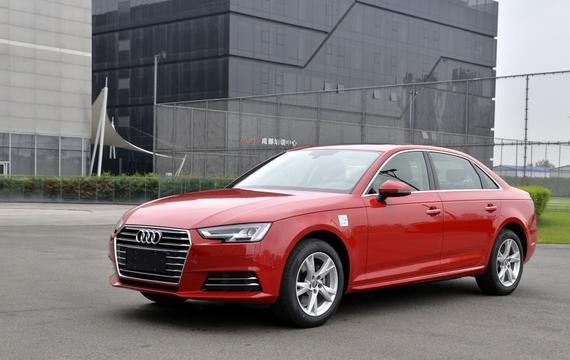 2018款全新奥迪A4L，外观沉稳大气，内饰豪华，售价29.28万起