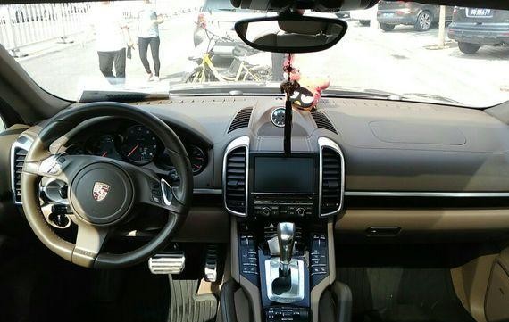 落地价100万，现在只需61万，v6发动机配四驱，撩妹神器