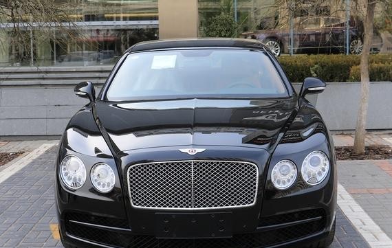 感受入门奢华，点评宾利欧陆飞驰4.0T