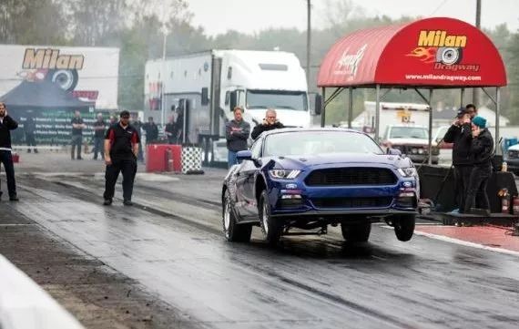 车主眼里秒天秒地，媒体测试7秒破百的思域，为何官方加速接近9秒？