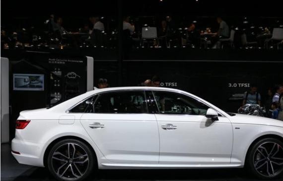 豪华口牌，前三甲，最后一辆来势凶凶