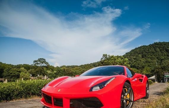 懂你才会爱你 解析法拉利488GTB