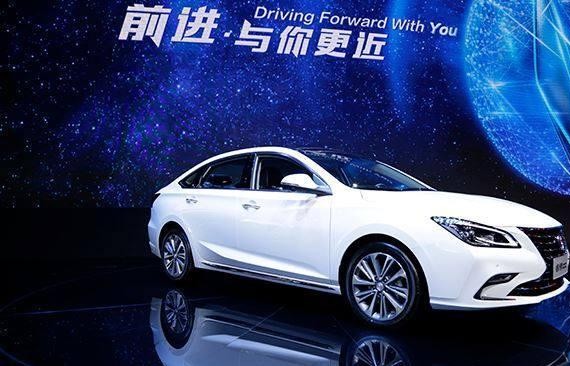 一股自主时尚运动范，不止大众有CC，长安睿骋CC来袭