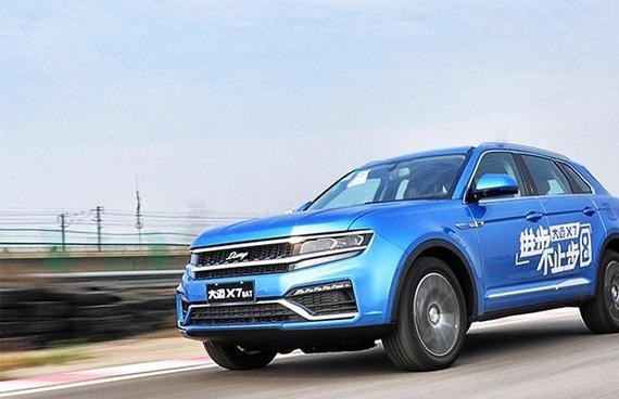 11.99万起售全系标配全景天窗、电动尾门，年末贺岁主力suv就这款