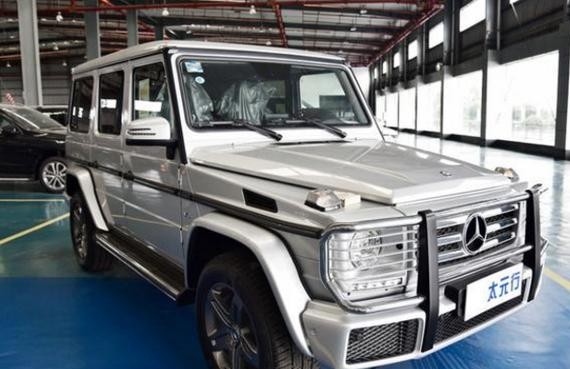越野领域的一代宗师，颠覆所有认知，2017奔驰G500在福州耀世登场