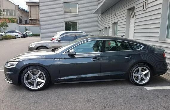 换挡就像玩飞机油门！40万入手17款奥迪A5，颜值拉风很有驾驶欲望