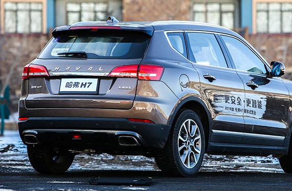 试驾2018款哈弗H7，底盘紧致不输合资SUV，2.0T+6速双离合扭矩355