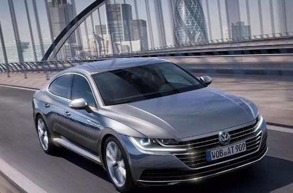 全新大众CC已到，颜值爆表轴距2.8米，仅25万起成爆款无疑！