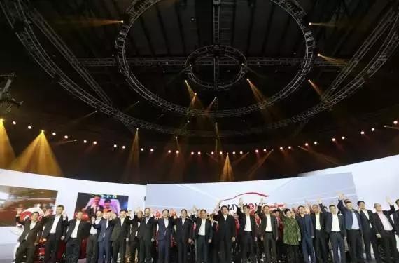 打出“颜、智”组合拳的北汽绅宝 能否激活自主家轿市场？