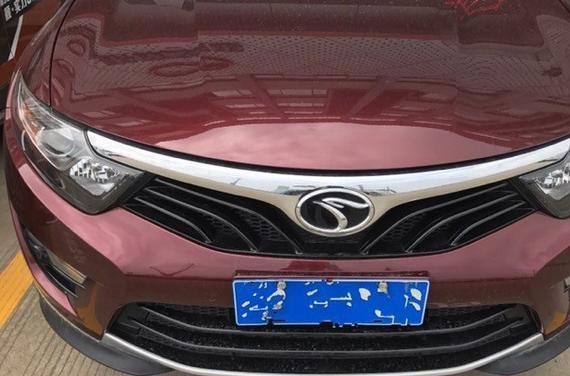 对比哈弗H6后，选择了空间比Q7还大的东南DX7