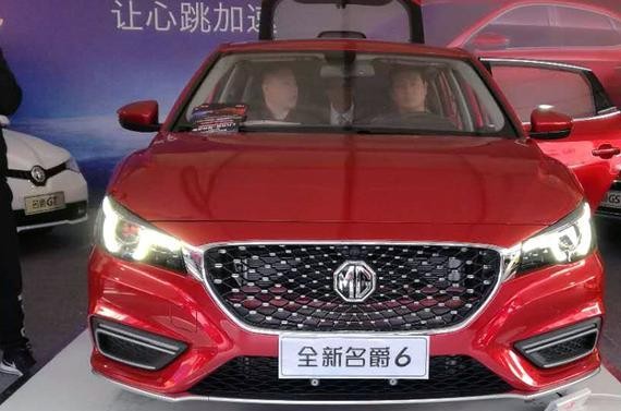 本可以靠脸吃饭，却偏要凭性能抢食，十万级轿车市场最佳车型