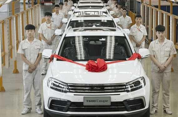 车名明显是两车门，没想这款众泰T600轿跑SUV便是给你四个门