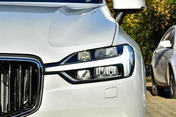 即将上市，颜值气质高贵，内饰简洁豪华，宝马X3强劲对手