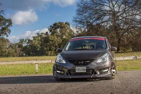 只知道日产GT-R那就太OUT了，这辆骐达不只是买菜车这么简单！