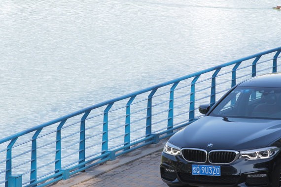 意料之中的完美 试驾全新宝马5系