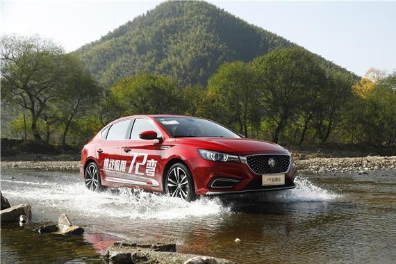 挑战极限72弯 名爵6诠释15万级最性能座驾