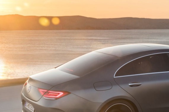 奔驰全新一代CLS正式发布 明年引入国内