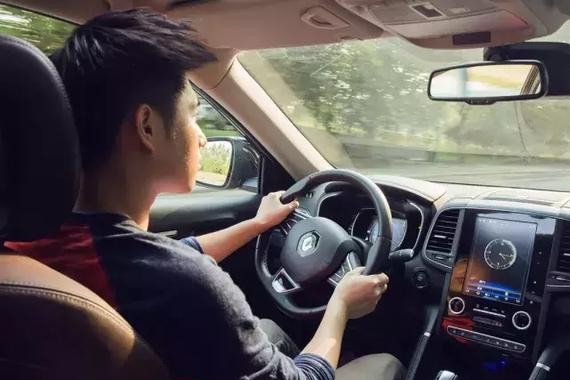 这档“有车有妞”的旅游节目，让你看清了广州的真面目