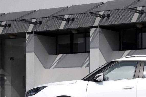 奥拓都卖到8万了，而这台SUV仅卖5万，1.5T+CVT，颜值完虐缤智