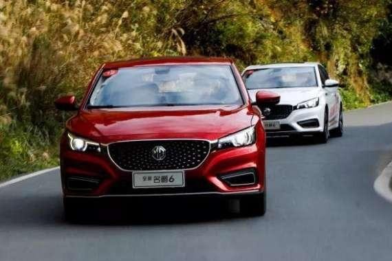 全新名爵6竟然能让年轻人如此无法自拔……