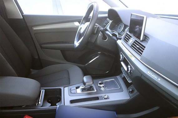 曝国产奥迪Q5L内饰 或2018年一季度上市