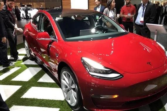 Model 3、i8 Roadster亮相，洛杉矶车展这些新能源车最抢眼