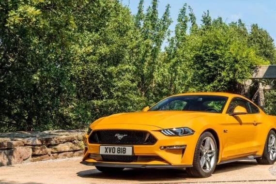 轿车、SUV、跑车换着开，这100万元才花的值！