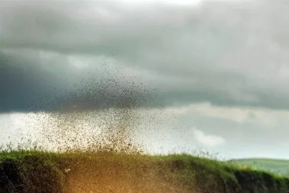 美国土豪最爱的7座大块头SUV，仅40万起气势不输路虎