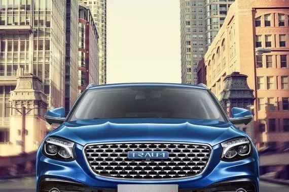 想买奔驰钱不够？！没关系，有了这两款车，花小钱也能过把“奔驰”瘾！