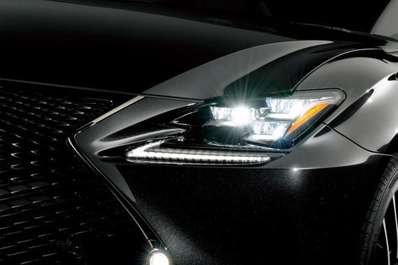 雷克萨斯RC F特别版官图 配色更具攻击性