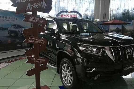 奔驰宝马都在降价，这款新车却加价还减配！梁静茹给的勇气吗？