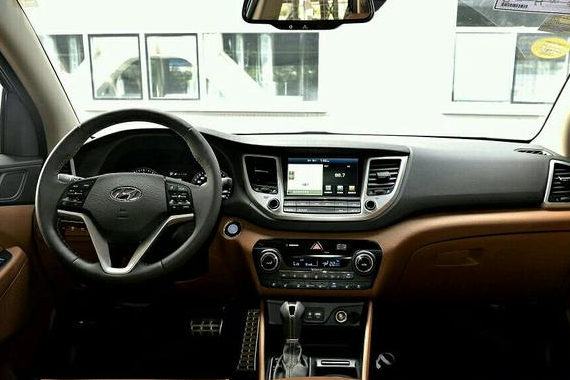 外观时尚大气完胜途观！性价比让CR-V无地自容，14万果断哈弗！