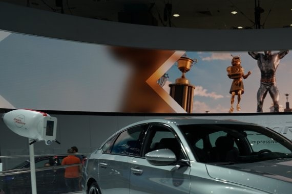 洛杉矶车展车型盘点：轿车、跑车？傻傻分不清