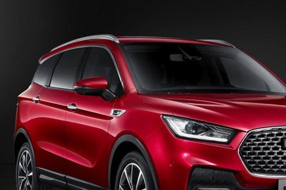 两款重磅国产车预售只需9万多？奥迪新SUV加长101mm！今天大新闻