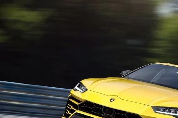 全球加速最快，比添越便宜，比卡宴大一圈，兰博基尼这SUV完美了