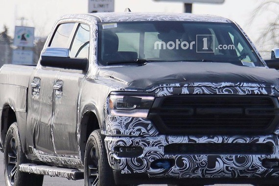 道奇全新Ram 1500再曝光 或明年1月发布