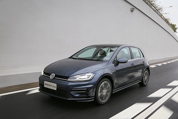经典再升级 一汽-大众新高尔夫R-Line试驾体验