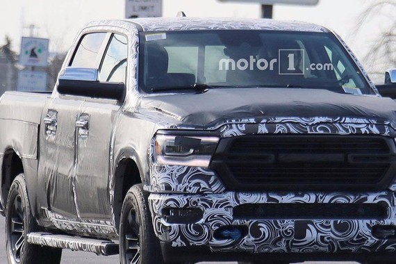 道奇全新Ram 1500再曝光 或明年1月发布