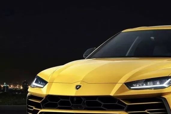 开心就拍手，开心就拍手，开心就把你身边林宝坚尼Urus开走