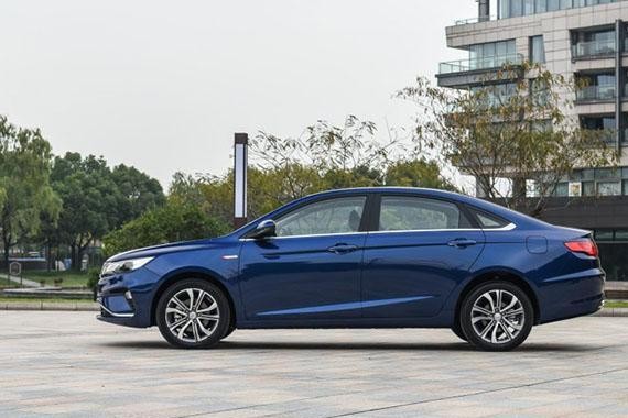 吉利专为老百姓打造的A级家轿，一年卖13万台，换新动力，又要火