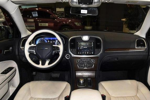 百万级的外观，实际四十万，S级没它唬人，比7系逼格高！