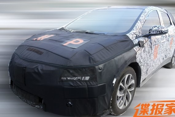 定位小型或紧凑型 曝雪佛兰全新SUV谍照